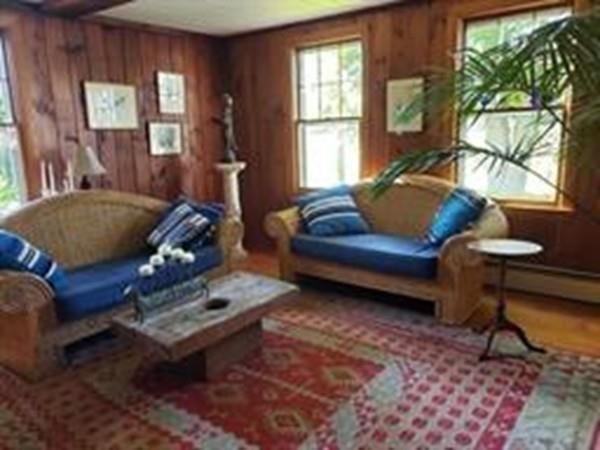 38 E Brookfield Rd, North Brookfield, MA 01535